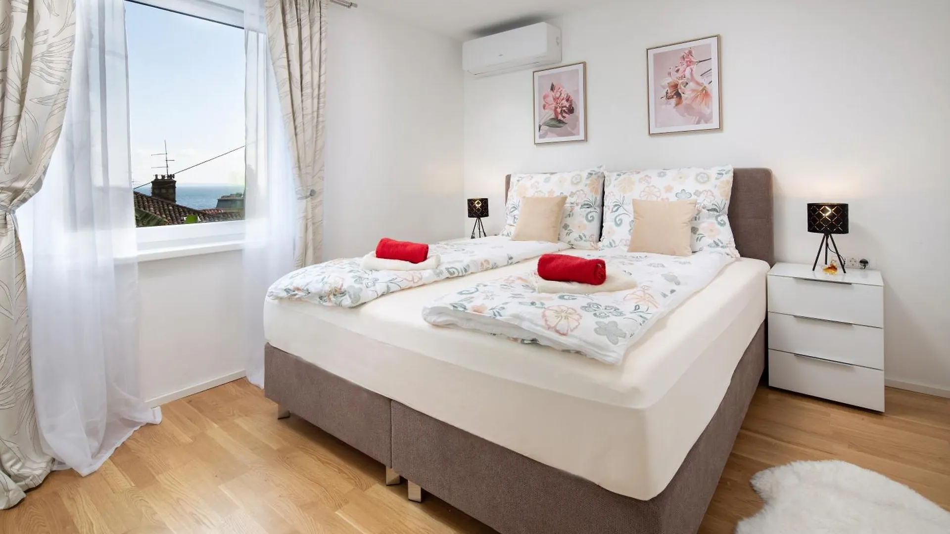 Azureo Apartment With Ocean View Opatija