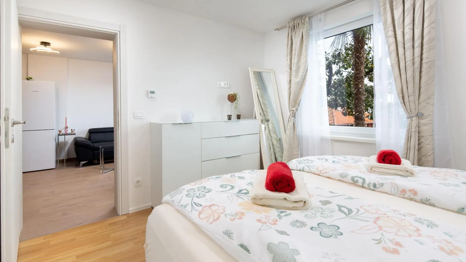 Azureo Apartment With Ocean View Opatija
