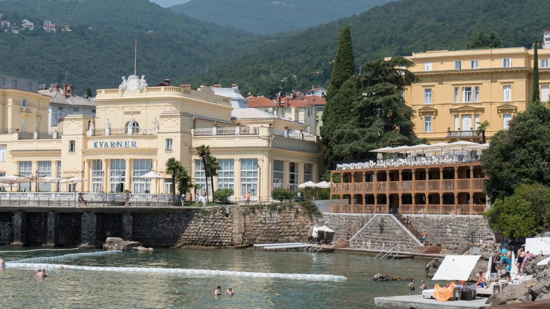 Azureo Apartment With Ocean View Opatija