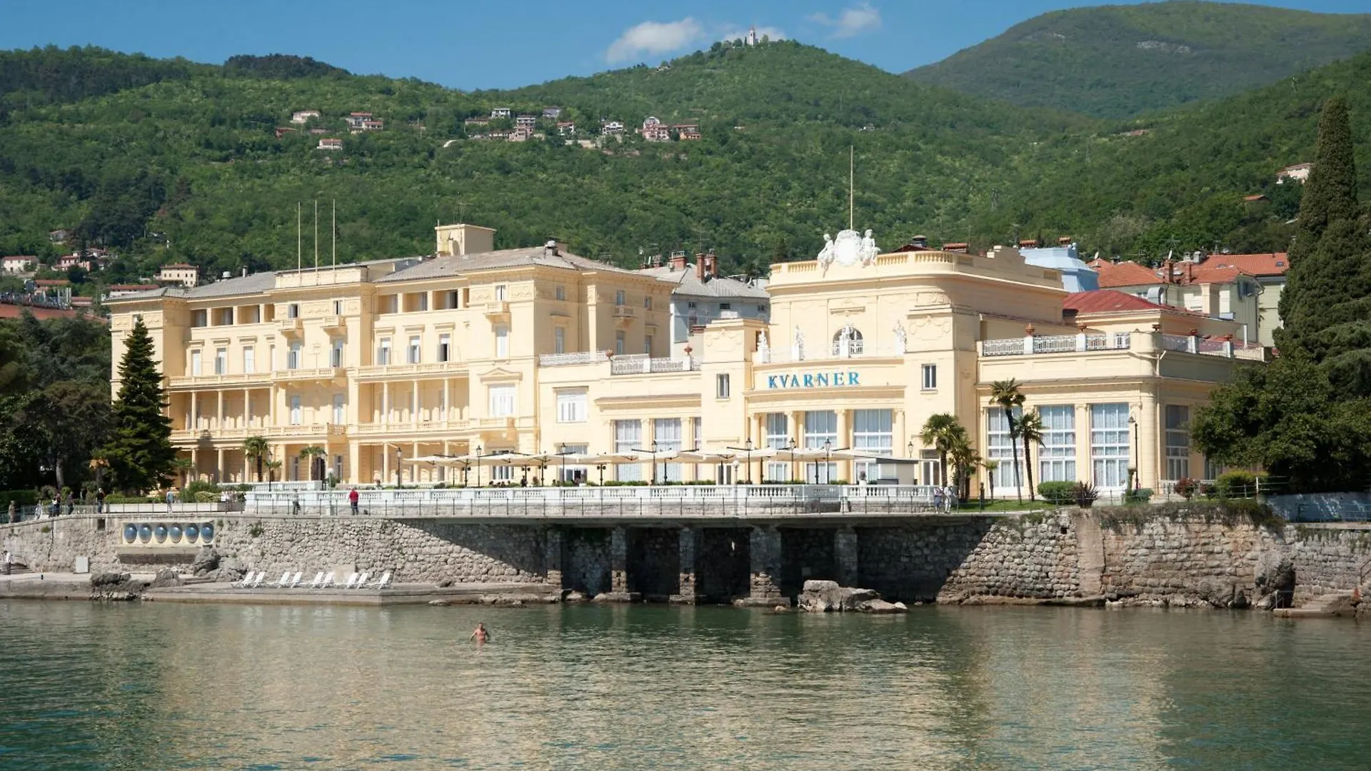 Azureo Apartment With Ocean View Opatija